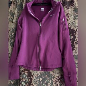 1313-Nike Top / Nike Fit Dry Full Zip With Thumbholes & Pocket On The Arm